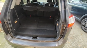 Ford Grand C-Max Titanium 2017 2.0 TDI 7 locuri - imagine 9