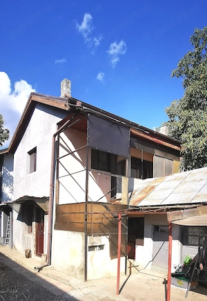 Casa de vanzare in Tunari cu teren in suprafata de 700 mp la 139.000   - imagine 2