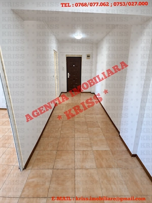 Garsonieră TRIVALE Bloc Nou 2010 Confort 1 Decomandată 46 Mp. Etaj 1 Bloc cu Lift Liberă Centrală  - imagine 7