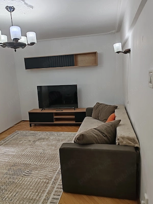 Vând apartament 3 camere centru - imagine 8
