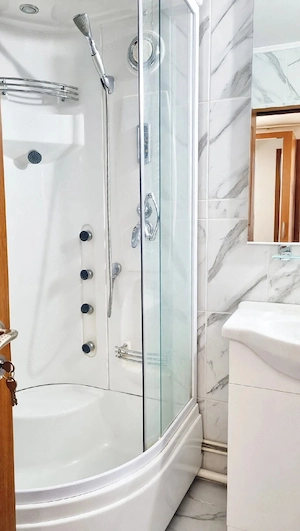 regim hotelier Craiova  - imagine 5