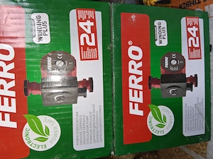 Vand termosemineu si boiler de 80 l si 2 pompe toate in garantie