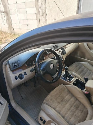Vând Passat B6 