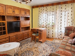 Apartament spatios 3 camere de inchiriat in zona Nord