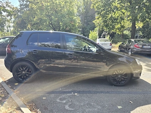 Volkswagen Golf 5   2.0 TDI (140 CP) - imagine 8