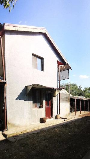 Casa + teren 700 mp   tunari, ilfov