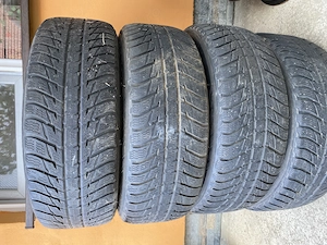 Vand cauciucuri 215 65 R16