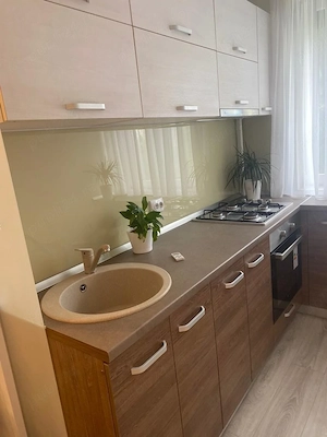 închiriez apartament 3camere Berceni 500 euro  - imagine 2