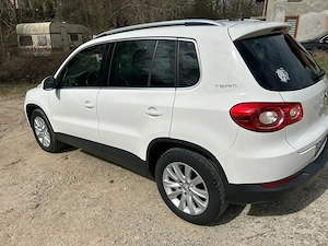 Vând Wolkswagen Tiguan 2011 2.0 TDI   - imagine 3