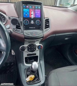 Ford fiesta Titanium  - imagine 4