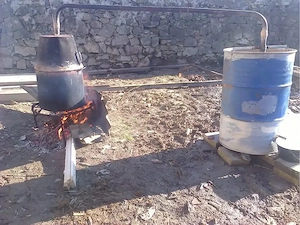 Vand cazan de tuica din cupru, de 55 litri.