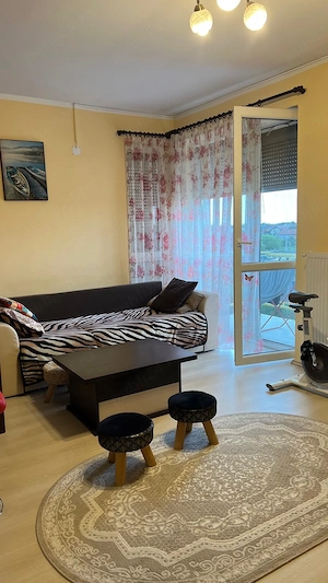 Proprietar vând apartament 3 camere, balcon, boxă, loc de parcare, Grunwald, Ghiroda - imagine 2