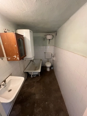 Casă de vânzare zona Pârneava - imagine 5