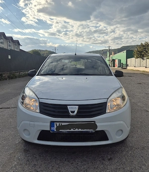 Dacia Sandero 2009 27000km - imagine 4