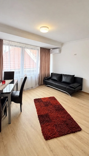 Închiriez apartament cu 2 camere - imagine 4