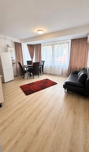 Închiriez apartament cu 2 camere - imagine 3