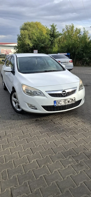 Opel Astra J 2013