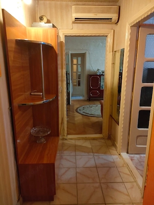 Apartament 3 camere semidecomandat  - imagine 2