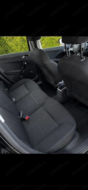 Peugeot 208 1.2 PureTech Access an fabr.2018 - imagine 3