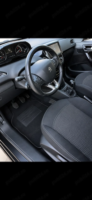 Peugeot 208 1.2 PureTech Access an fabr.2018