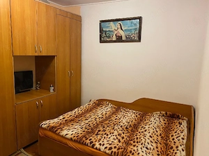 Închiriez apartament  - imagine 2