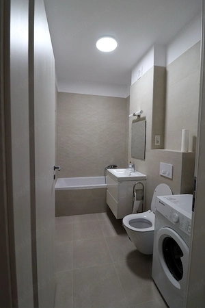 Garsoniera de inchiriat, loc de parcare inclus - imagine 5