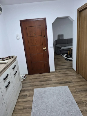 Vand apartament 90 m patrati zona gari - imagine 2