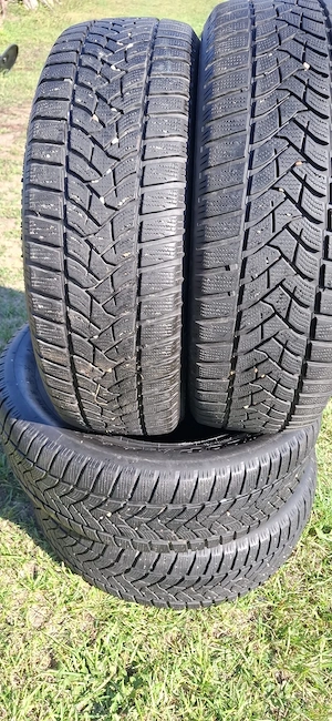 Cauciucuri iarna Dunlop 