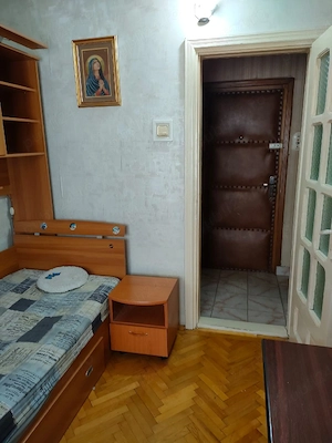 Apartament 3 camere semidecomandat  - imagine 4