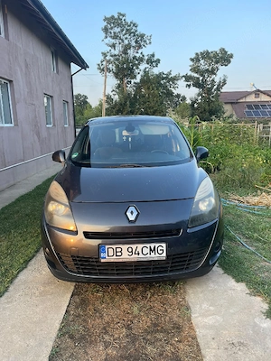 Renault Scenic - imagine 3
