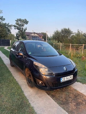 Renault Scenic - imagine 5