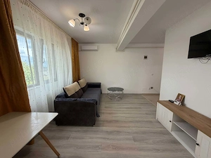 Persoana fizica inchiriez ap 2 camera Lunca Cetatuii cartierul Tineretului 340 euro neg. - imagine 3