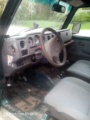 Vind Suzuki Samurai 4x4.