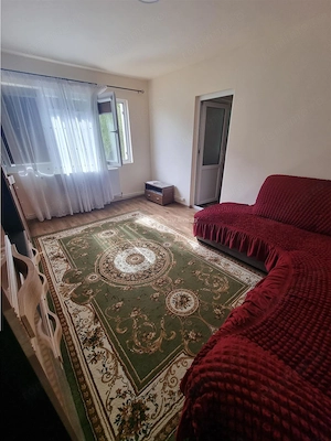 Apartament 2 camere et 2 zona 300  Cuza Voda langa Pompieri - imagine 5