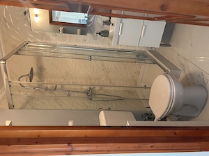 De închiriat apartament 4 camere - imagine 2