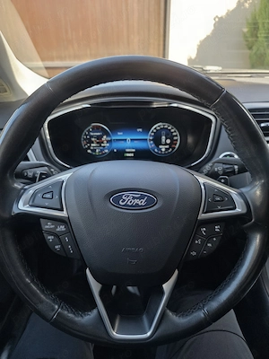 Vând Ford Mondeo Mk5  - imagine 8