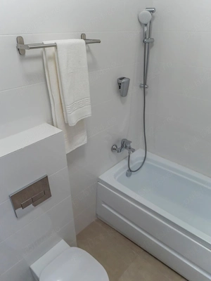 Proprietar inchiriez ap. 2 camere Nord - imagine 5