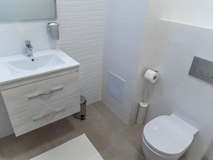 Proprietar inchiriez ap. 2 camere Nord - imagine 7