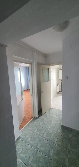 Vand apartament 2 camere decomandat in Ploiesti Vest Marasesti Bahluiului - imagine 5