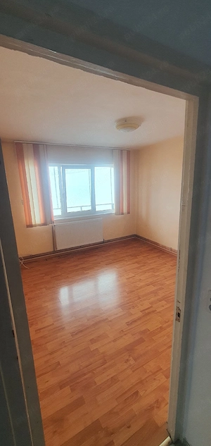 Vand apartament 2 camere decomandat in Ploiesti Vest Marasesti Bahluiului - imagine 6