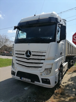 Camion Mercedes  - imagine 2