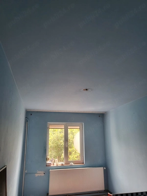închiriez apartament 3 camere - imagine 2