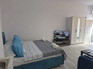 Ideal studenți, studio mobilat utilat, centrală gaz, AC, wi-fi,TVsmart, Faleză Nord,str. Pescarus22A - imagine 5