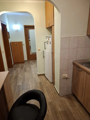 Apartament de închiriat 2 camere, Str. Ghe. Lazăr colţ cu bv. Cetăţii - imagine 3