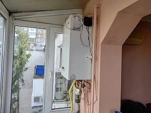 închiriez apartament 3 camere - imagine 7