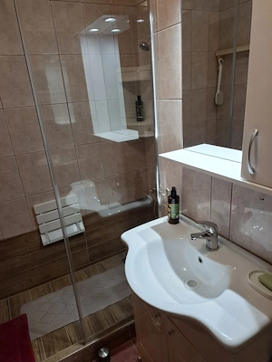 Apartament de închiriat 2 camere, Str. Ghe. Lazăr colţ cu bv. Cetăţii - imagine 5