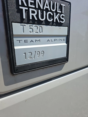 De vanzare ! Cap tractor Renault T520 EDITIE LIMITATA TEAM ALPINE 12 99 , an fab 2017, km 752556 - imagine 2