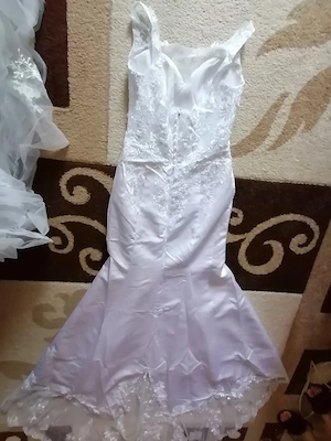 Rochie de mireasă tip sirena, M 38-40 