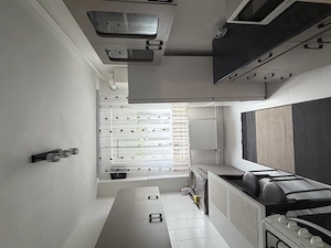 Închiriez apartament cu 3 camere Hunedoara - imagine 5