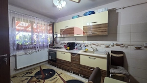 CASA DEOSEBITA DE VANZARE IN VALENI /MURES - imagine 11